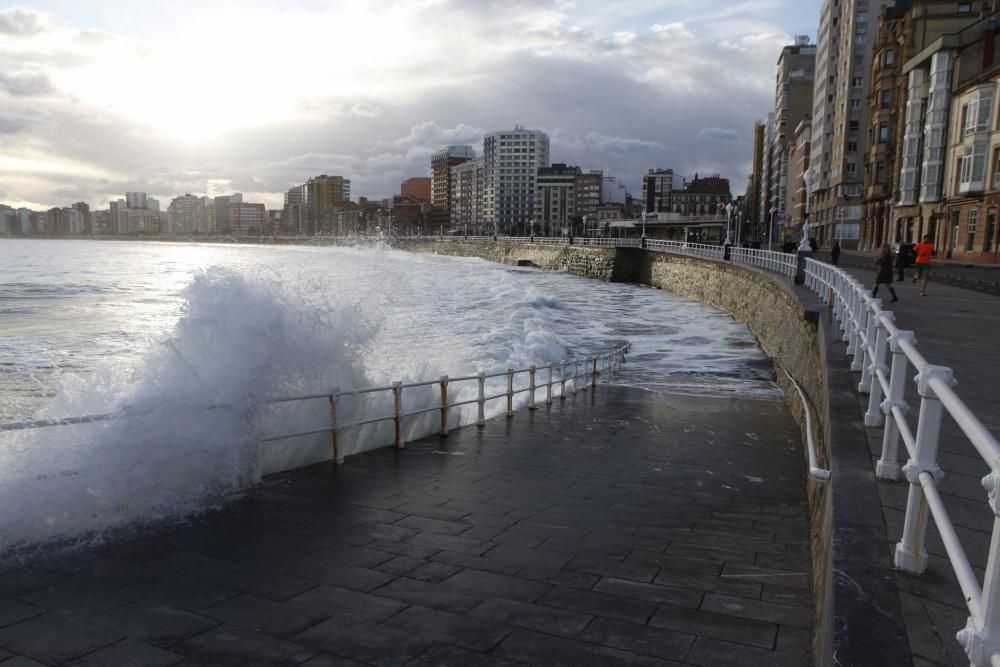 Efectos del temporal en Gijón