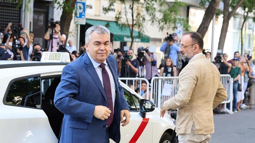 Santos Cerdán: “Creo que soy una víctima y en el libro lo cuento bien claro”