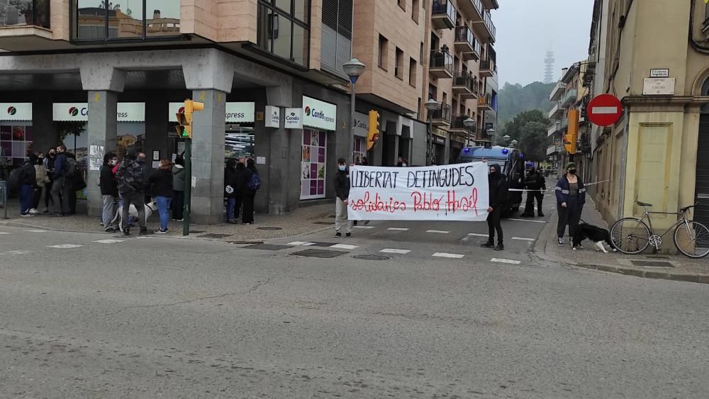 Concentració per demanar la llibertat dels detinguts pels disturbis de Girona