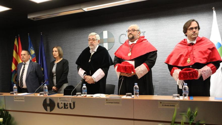 Acto de apertura de curso en el CEU de Elche