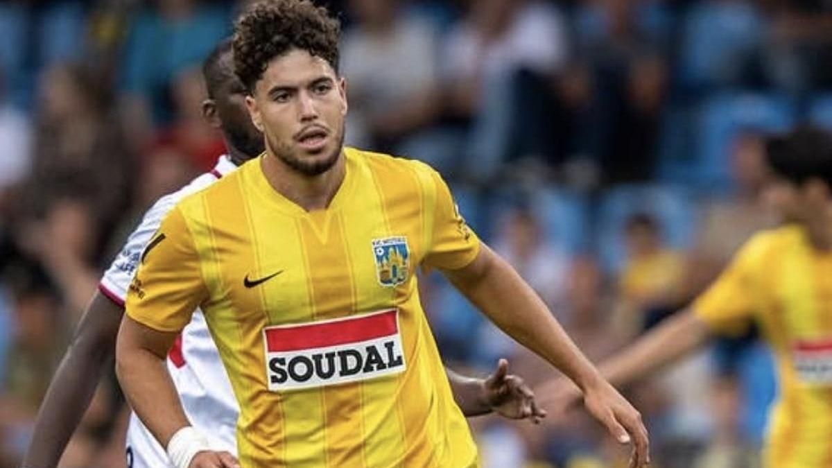 El Feyenoord paga 10 millones por un prometedor delantero valenciano