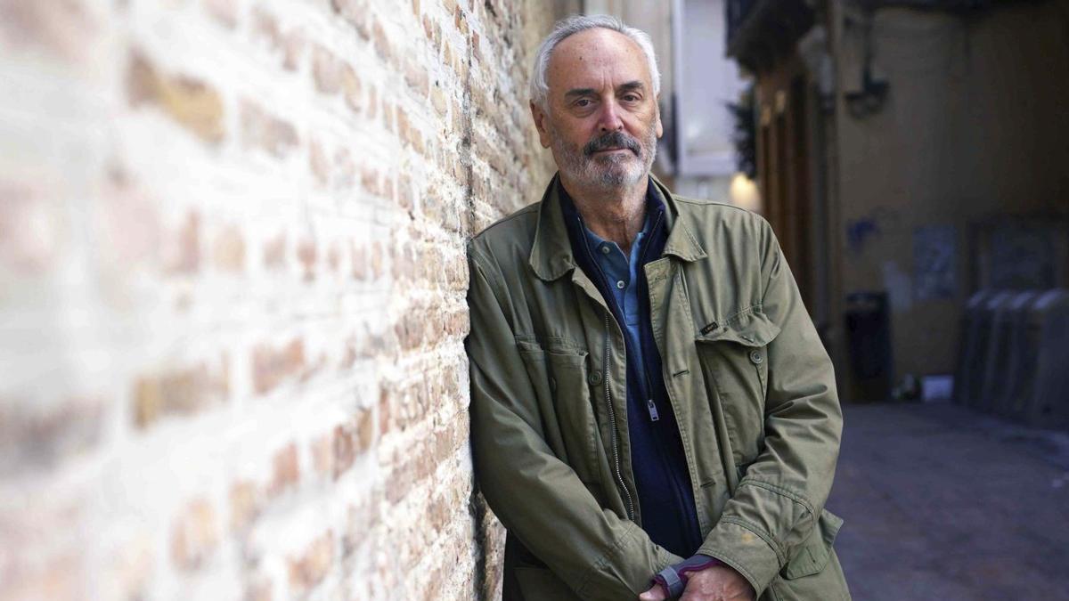 Pedro Marín Cots, ayer, en un rincón del Centro de Málaga. | ÁLEX ZEA