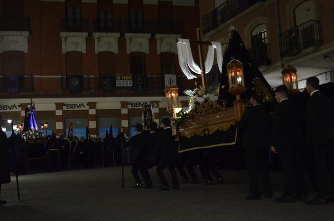 GALERÍA | Solemne Procesión de las Tinieblas, en Benavente