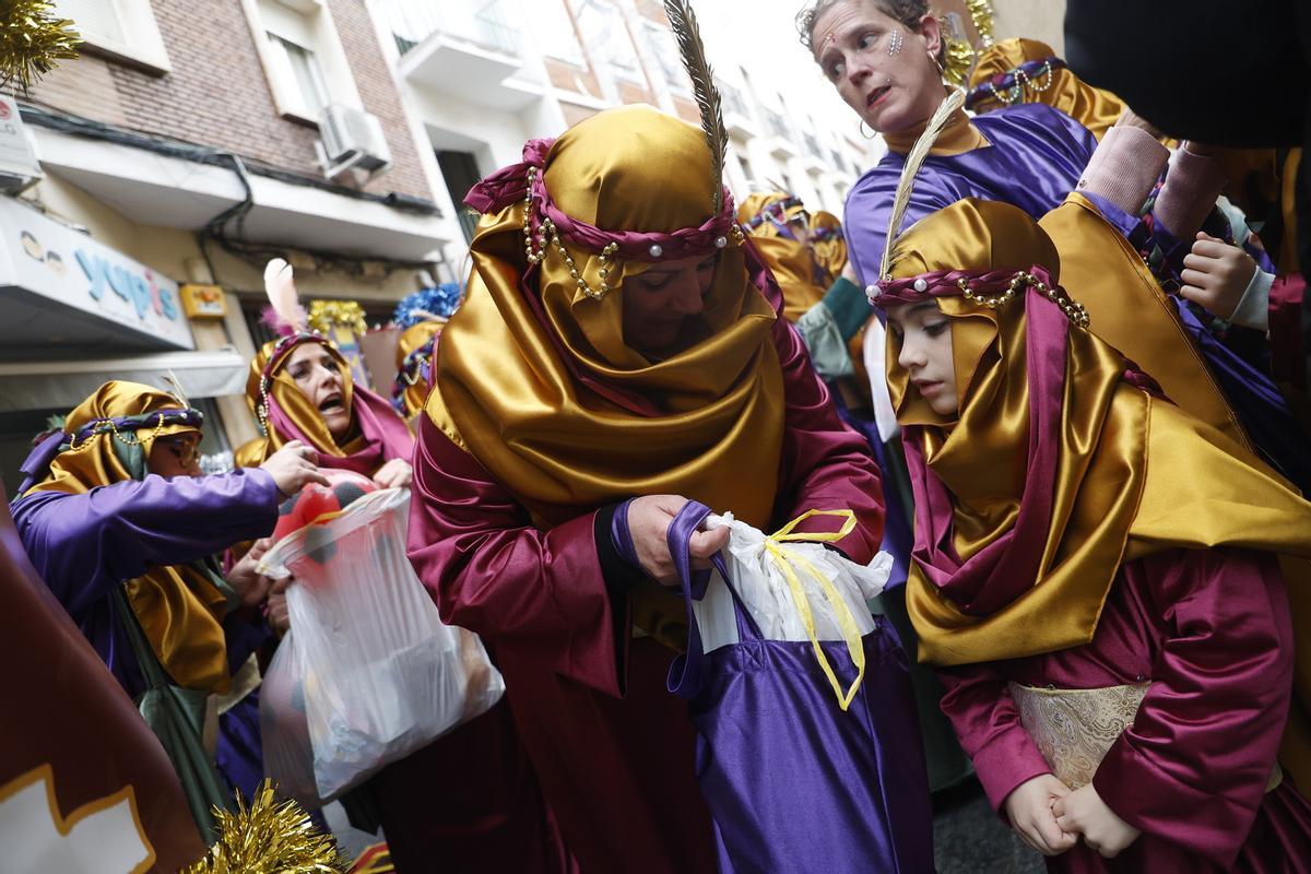 El Cartero Real recoge los deseos de los cordobeses antes de la Cabalgata