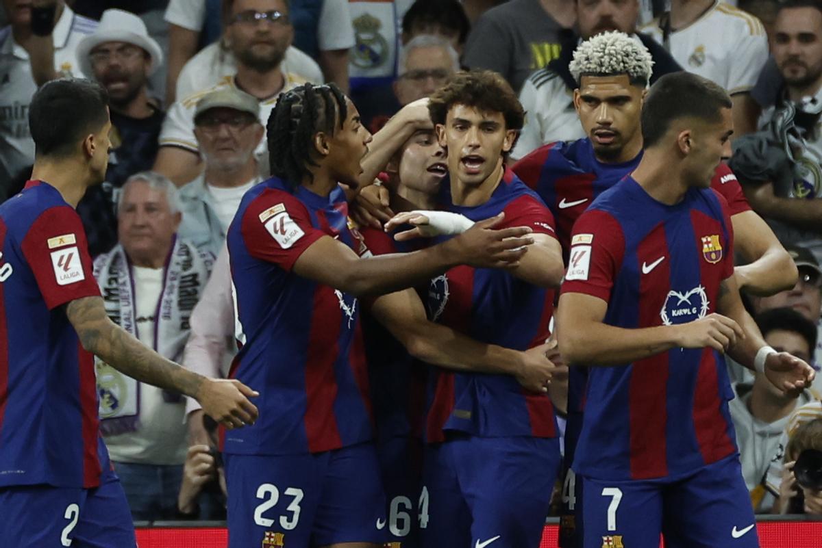 Real Madrid - FC Barcelona. Real Madrid - FC Barcelona.