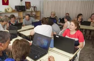 Siete de cada diez beneficiarios de pensiones no contributivas en Deza y Tabeirós son mujeres