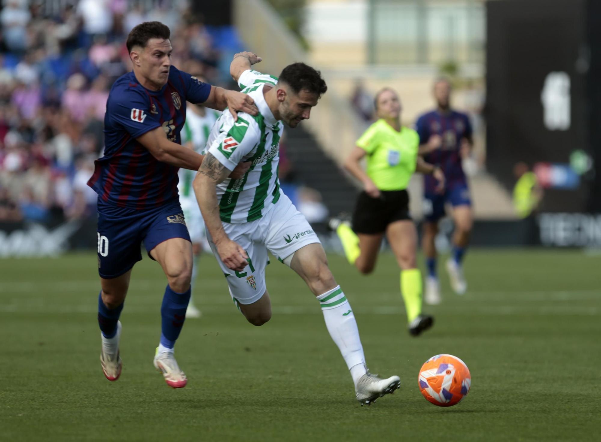 Eldense-Córdoba CF. Las imágenes del partido de LaLiga Hypermotion