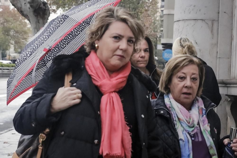 Exsecretaria del obispo relata sus malos tratos al juez