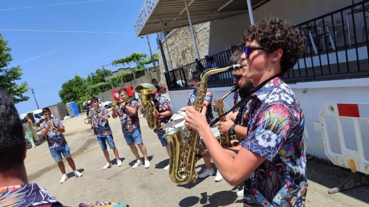 Una charanga en el Eirado de Cela.