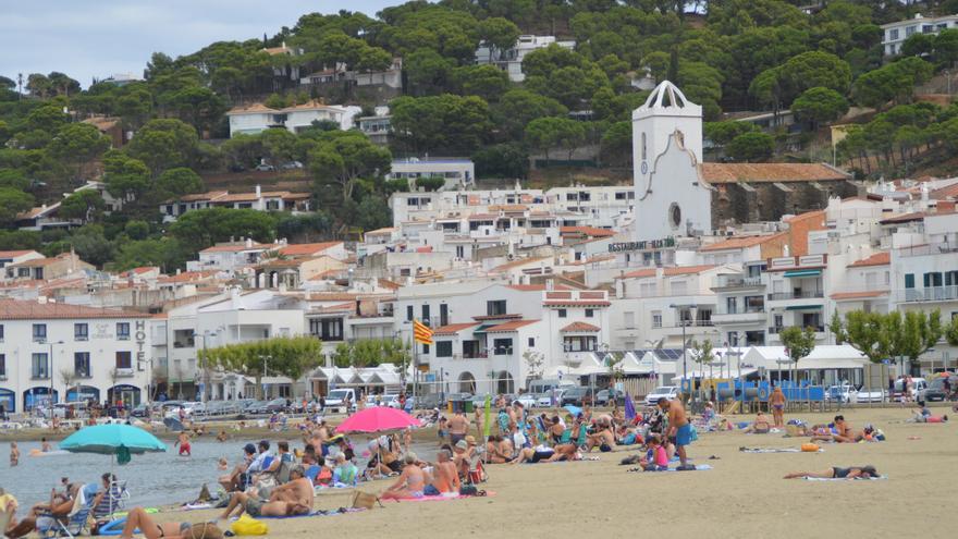 El Port de la Selva i Sant Pere Pescador són els municipis catalans amb més proporció de població estacional a l&#039;estiu