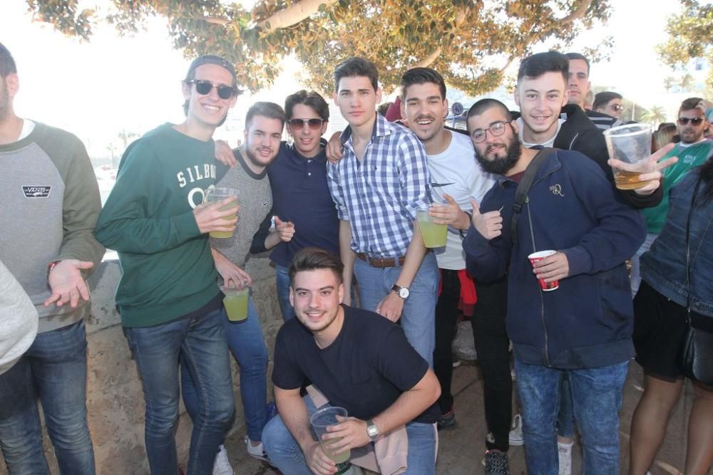 Centenares de estudiantes en la bienvenida de la UPCT