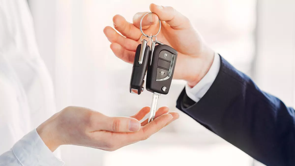 10 consejos imprescindibles para alquilar un coche este verano