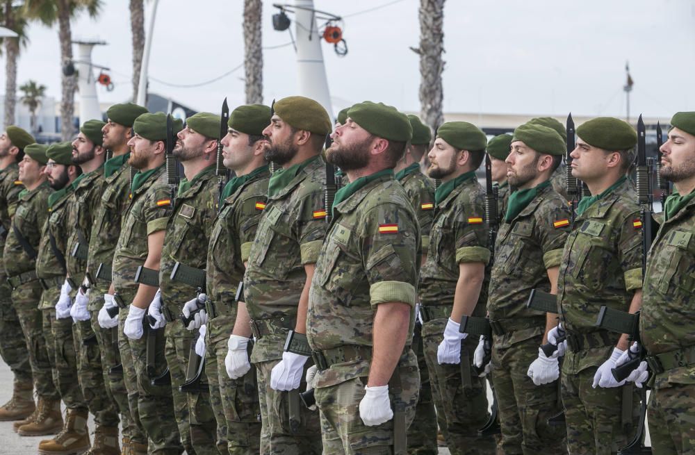 600 personas juran bandera en Alicante