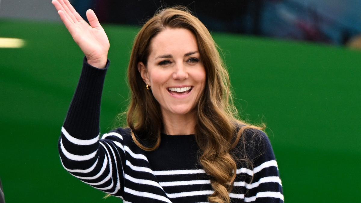 Kate Middleton no se cansa de estas zapatillas deportivas blancas que triunfan entre las pijas