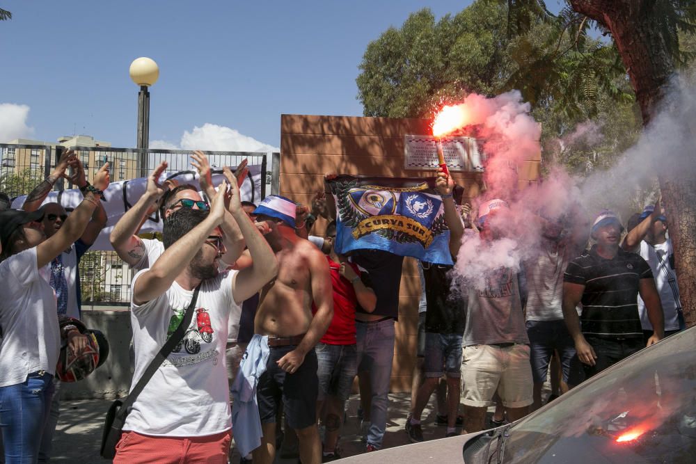 Despedida del Hércules hacia Cádiz