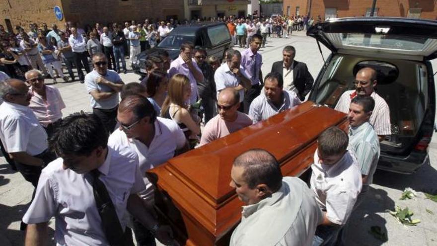 La joven cooperante salmantina Soraya Macías recibió ayer sepultura.