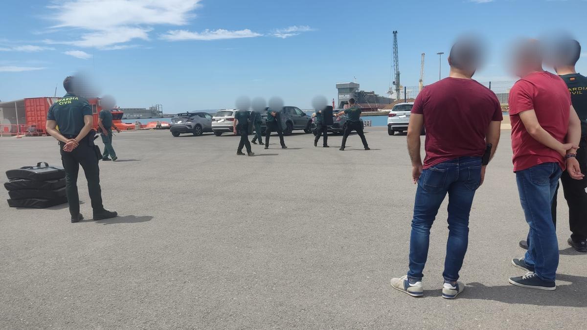 Las jornadas de formación de los agentes en el Puerto de Alicante.