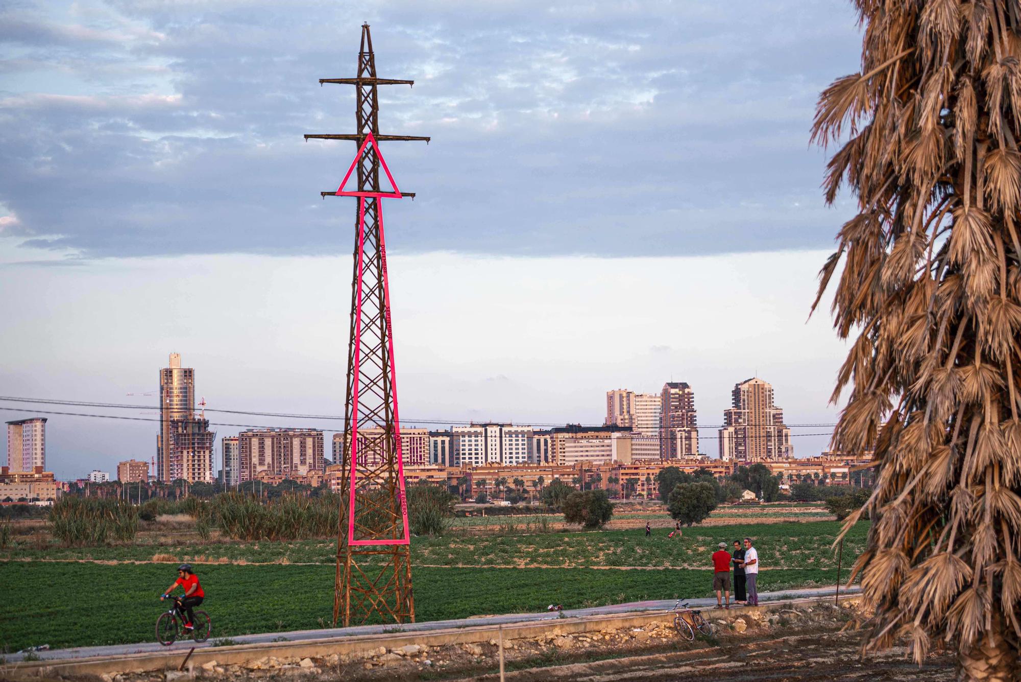 Arte en Campanar para revelarse contra el precio de la luz