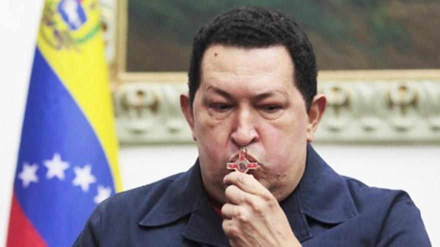 Hugo Chávez nombra a su sucesor