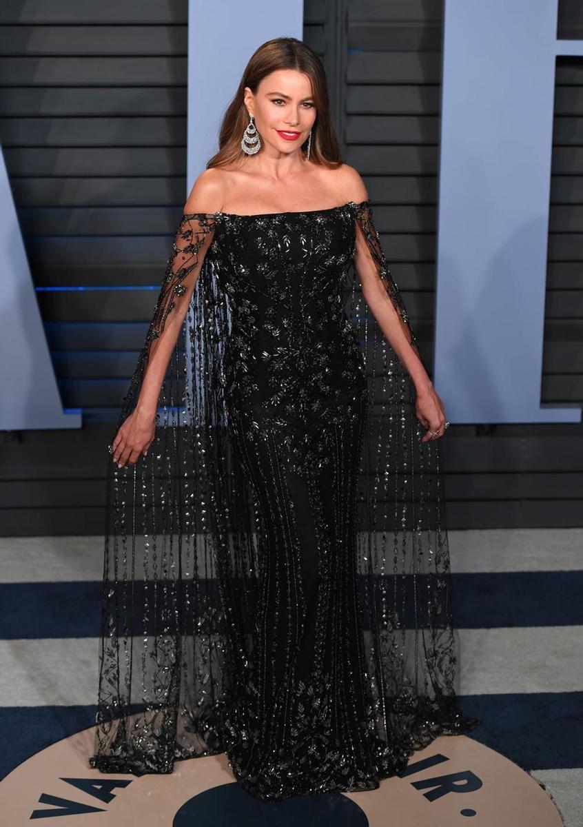 Sofia Vergara, con un vestido negro de princesa en la fiesta Vanity Fair tras los Oscar 2018