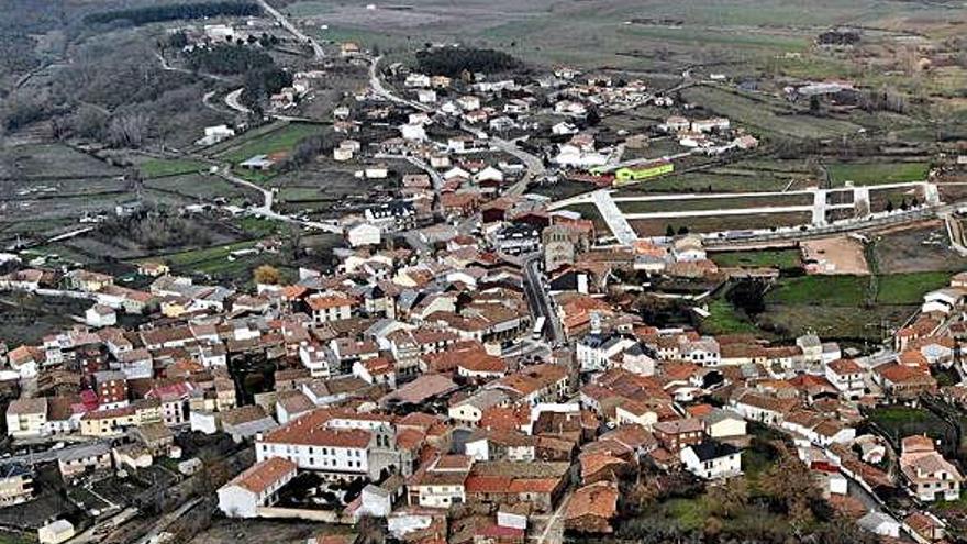 Vista aérea de la villa de Alcañices. S.