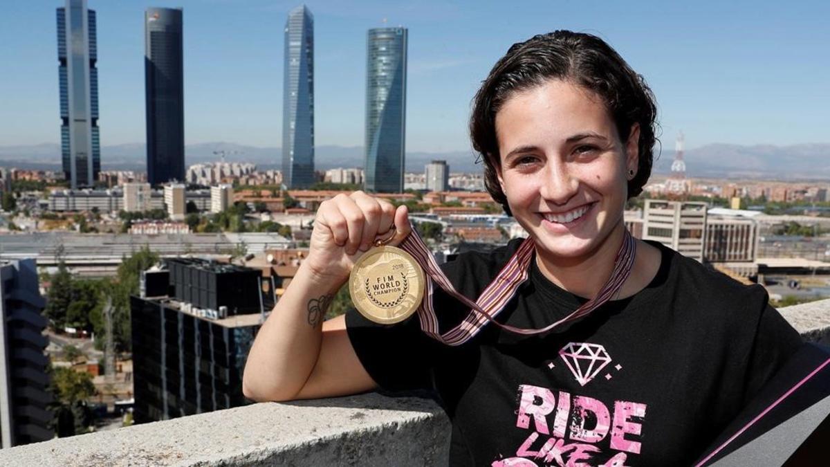 Ana Carrasco, la flamante y nueva campeona del mundo de motociclismo de Supersport300.