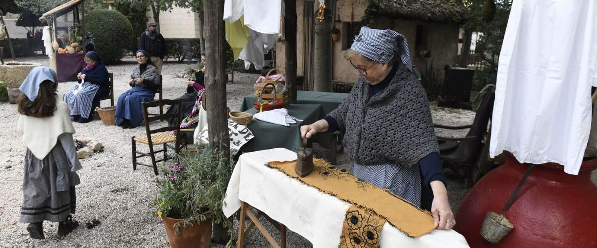 Los niños también participan en la representación de toda la pedanía | ISRAEL SÁNCHEZ