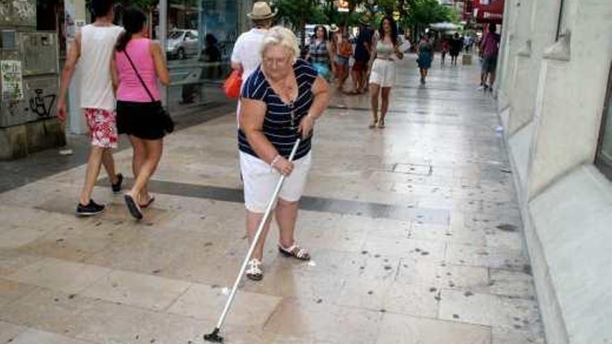 Guerra al chicle en Alicante