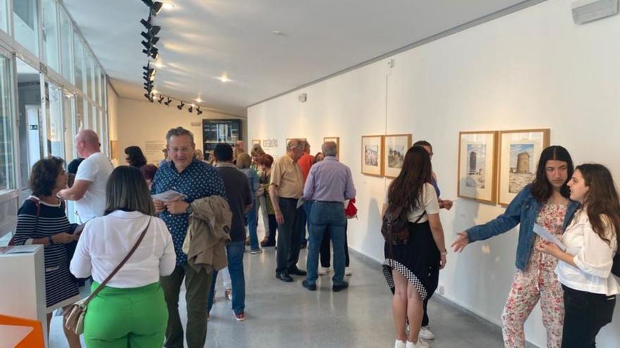 Exposición de dibujos del maestro Vicente Gomis  en la Casa de Cultura