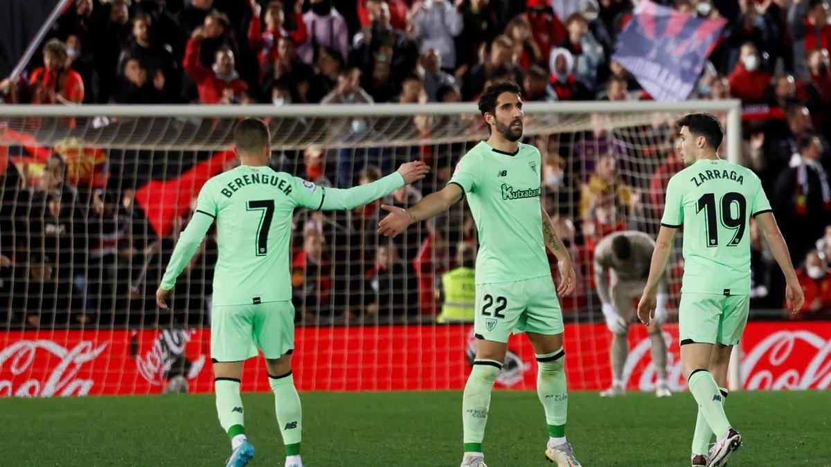 Los goles de Raúl García y Berenguer acercaron la remontada al Athletic.