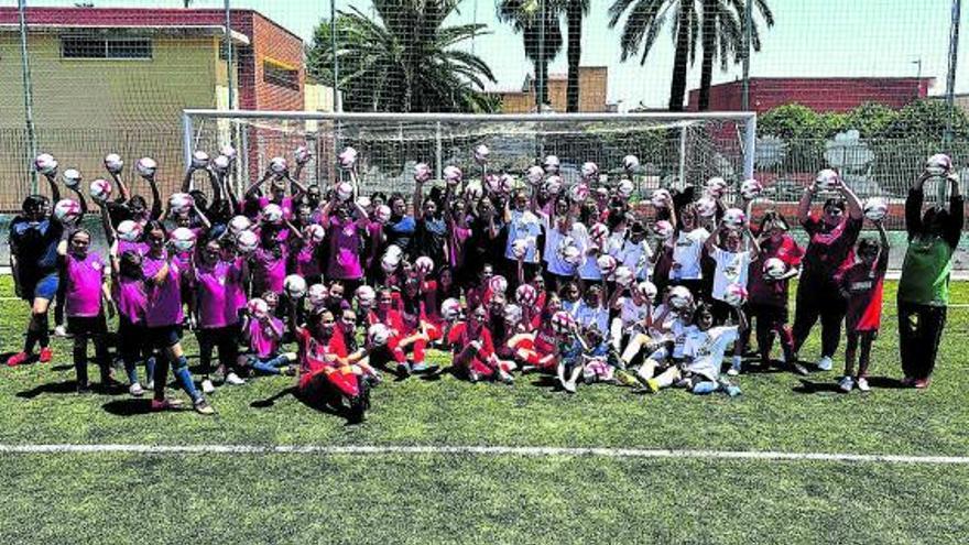 Imagen de la clausura del For Fun celebrada en el Campo de Los Dolores de Cartagena. | FFRM