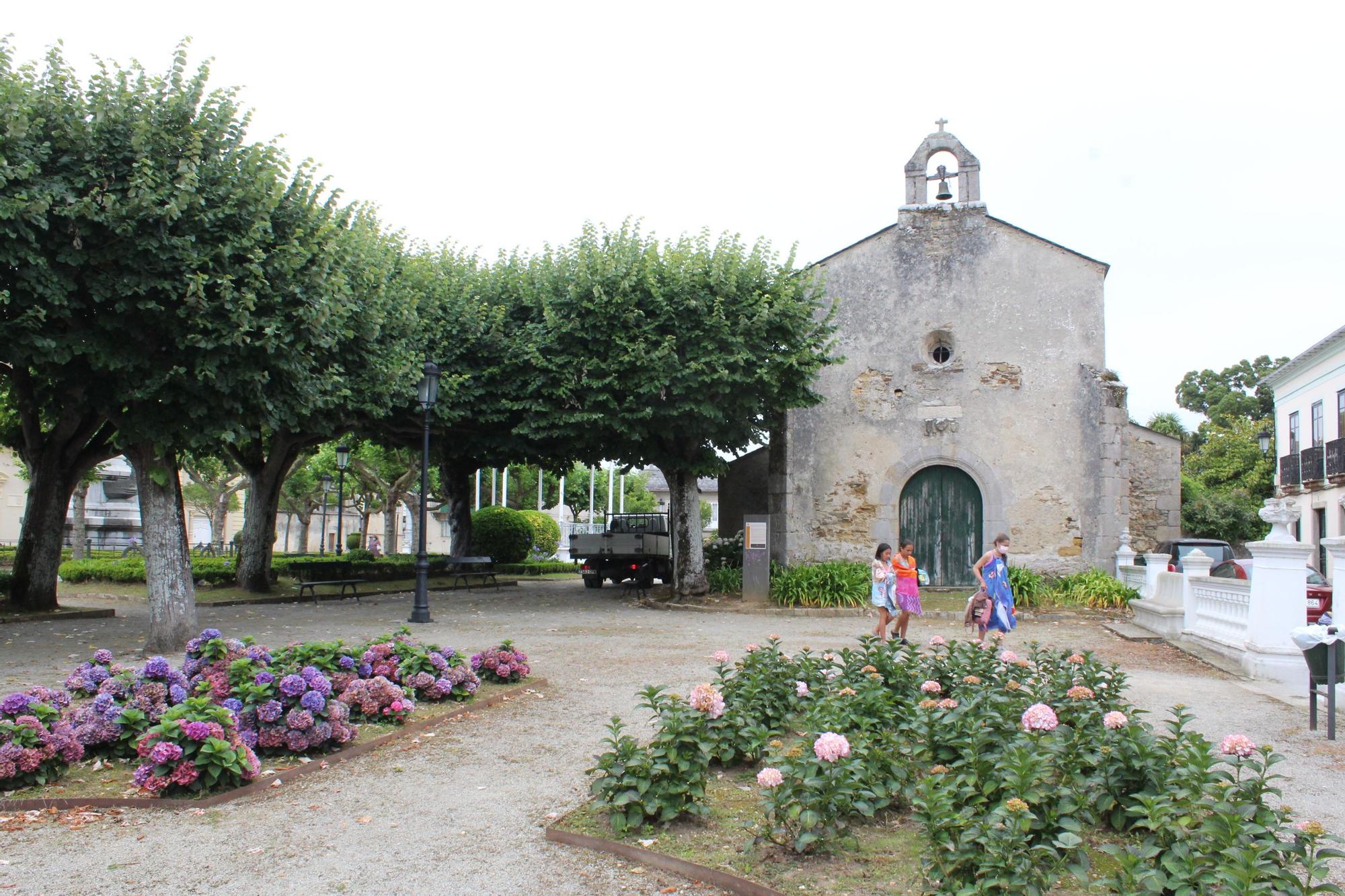 Castropol, un pueblo con el guapo subido, a la vera del Eo