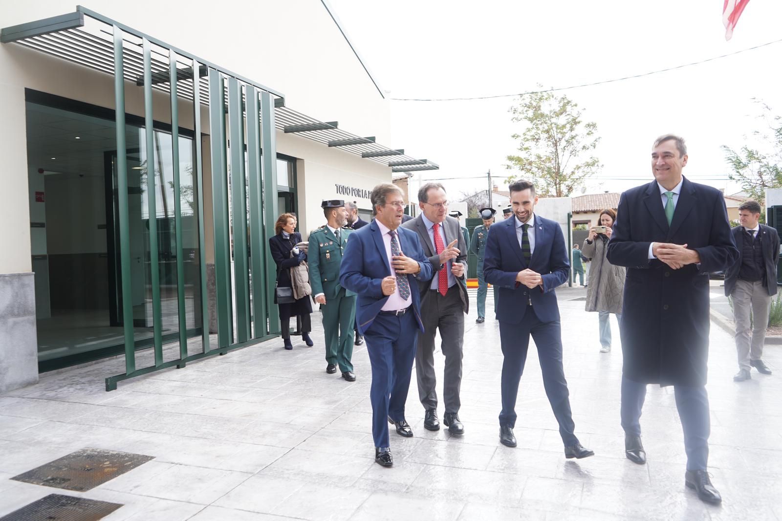 GALERÍA | Fuentesaúco estrena nuevo cuartel de la Guardia Civil: así ha sido la inauguración