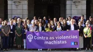 Concentración de repulsa por el crimen machista en la Sagrada Familia