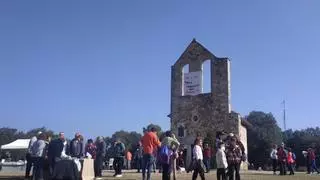 Veïns de Vilablareix protesten contra la Ciutat Esportiva del Girona