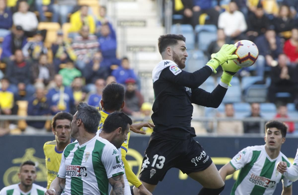 Las imágenes del Cádiz C.F.-Córdoba C.F.