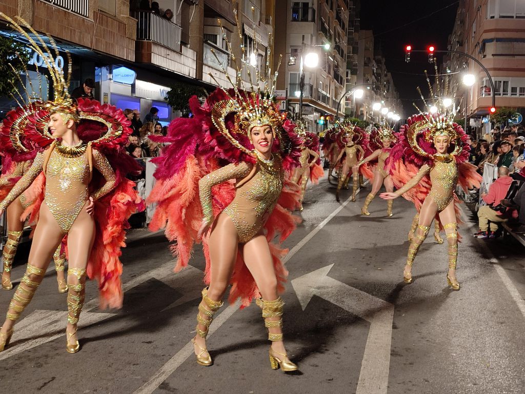 Revive la última noche del Carnaval de Águilas 2024, en imágenes