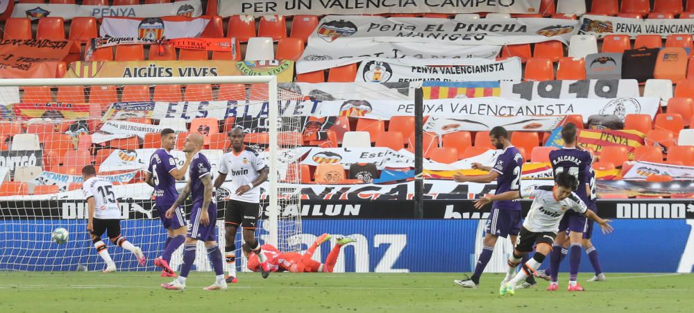 Las imágenes del Valencia CF - Valladolid