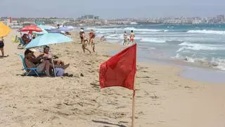Oleada de banderas rojas en las playas para el jueves