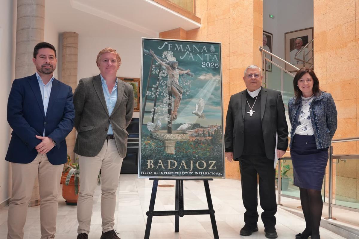Casablanca, Gragera, el arzobispo y Laura García, con el cartel de la Semana Santa de Badajoz.