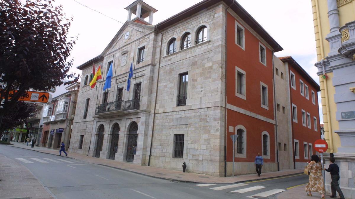 La sede del Ayuntamiento de Llanes.