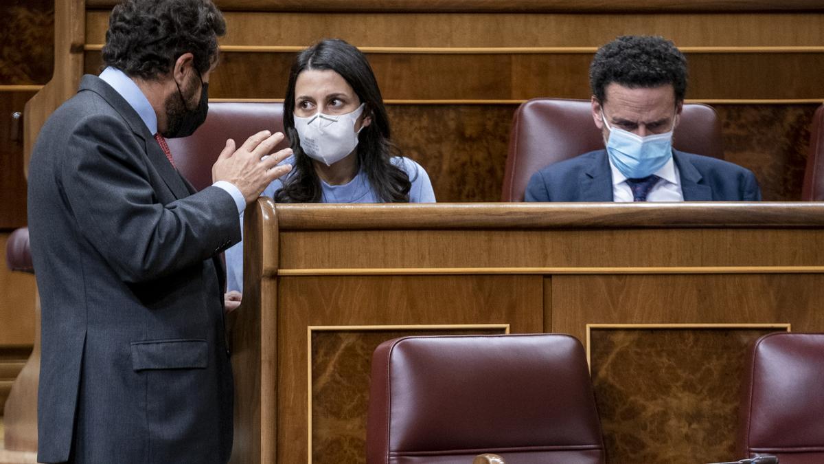 La presidenta de Ciudadanos, Inés Arrimadas, junto a Edmundo Bal.