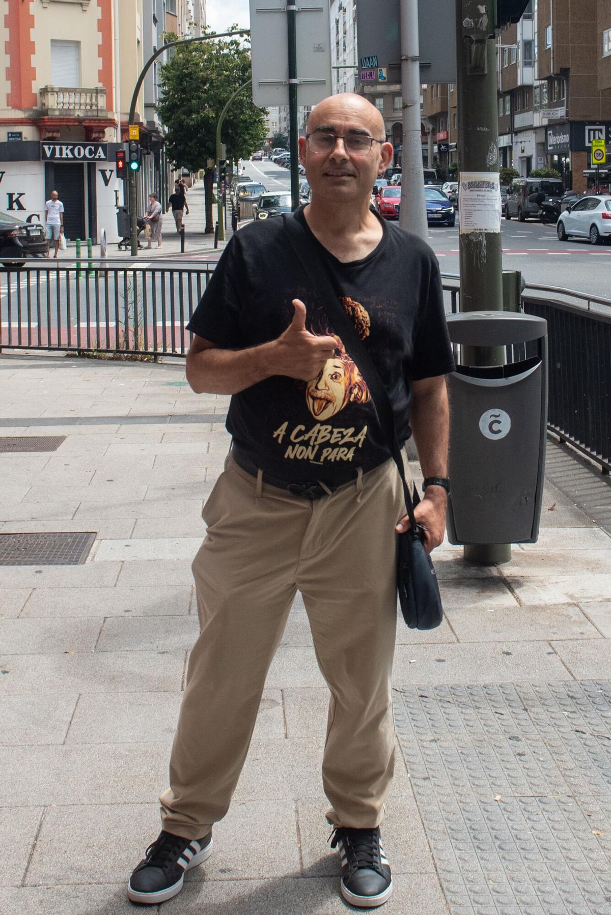 José Luis Alonso, peatón de la calle Ramón y Cajal