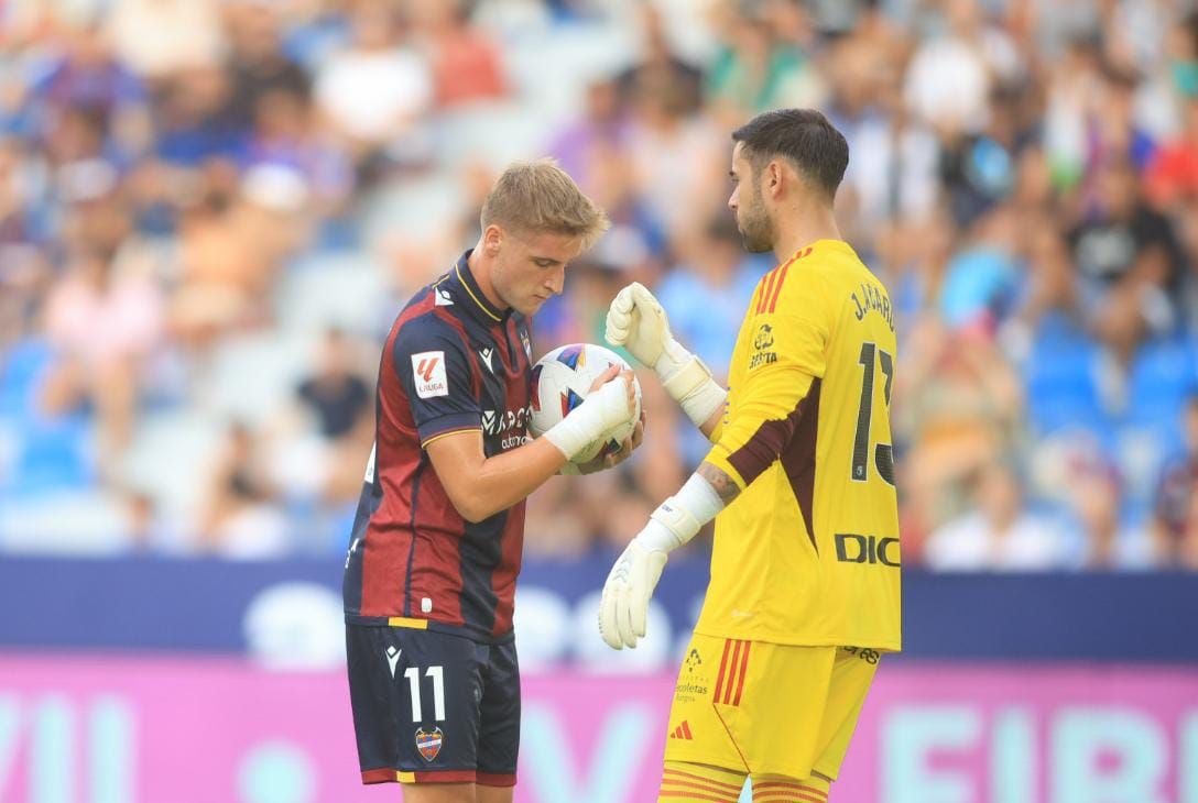 Así ha sido la victoria del Levante UD contra el Burgos en el Ciutat