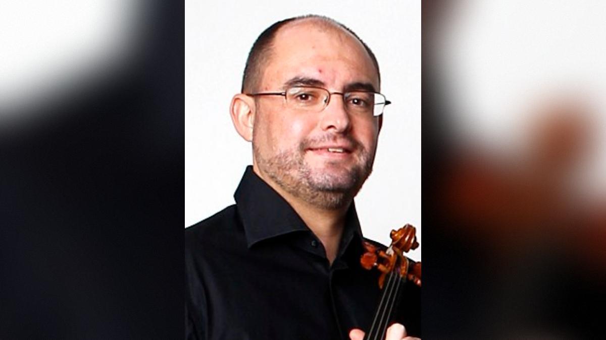 El catedrático y violinista Diego Sanz.