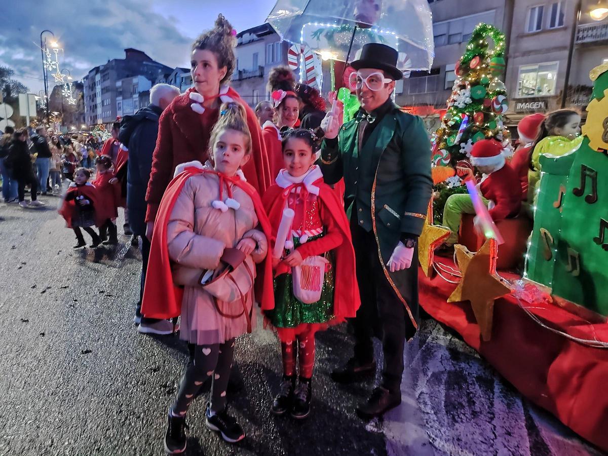 Las fotos de Sus Majestades los Reyes Magos recorriendo Cangas