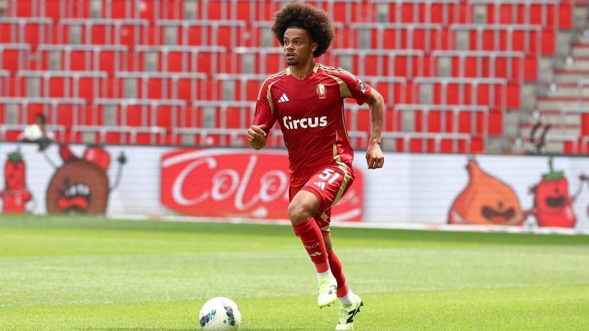 Lucas Noubi durante un partido