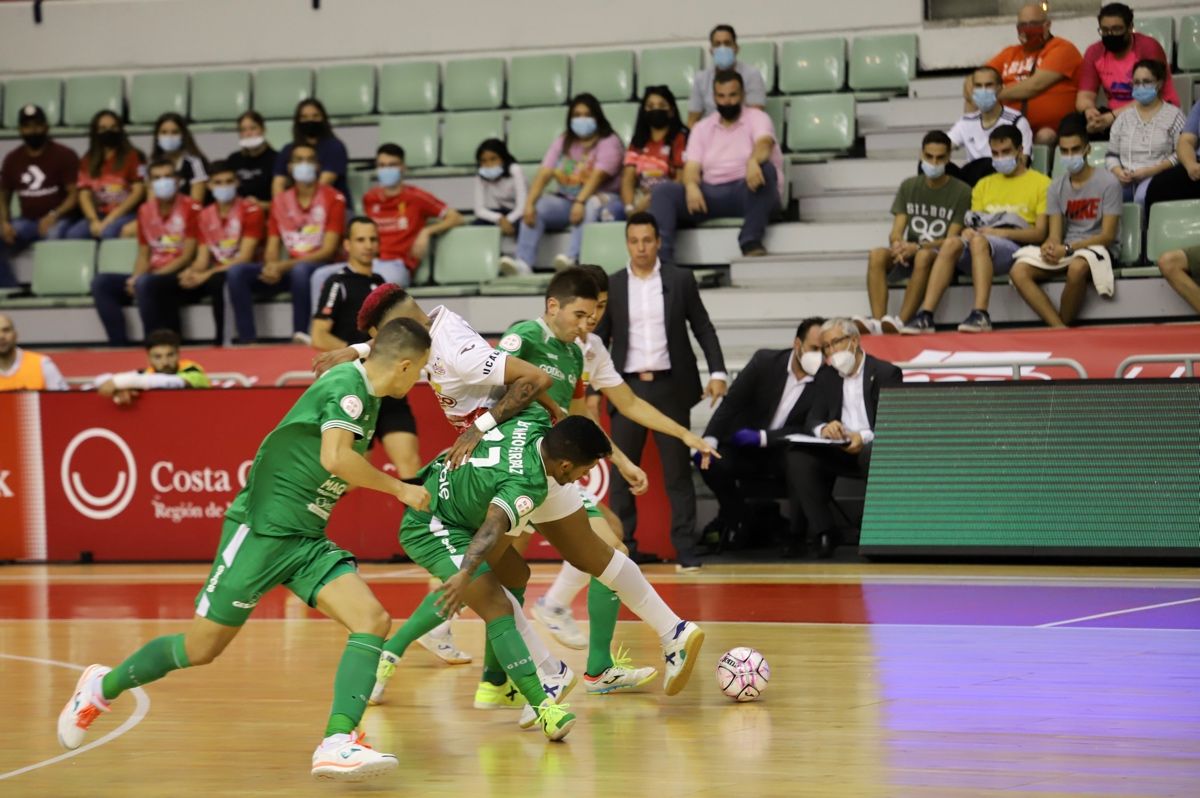 Un ElPozo errático vuelve a perder puntos en los últimos minutos (3-3)