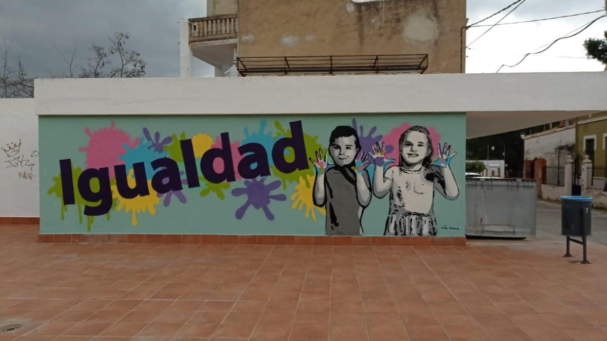 Así luce el nuevo mural de Navajas.