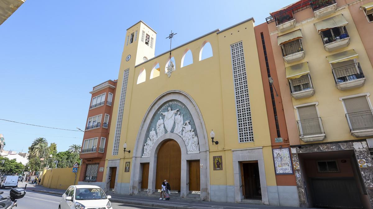 La Iglesia de la Misericordia fue fundada en 1735 para asistir a los pobres y reconstruida en 1952.